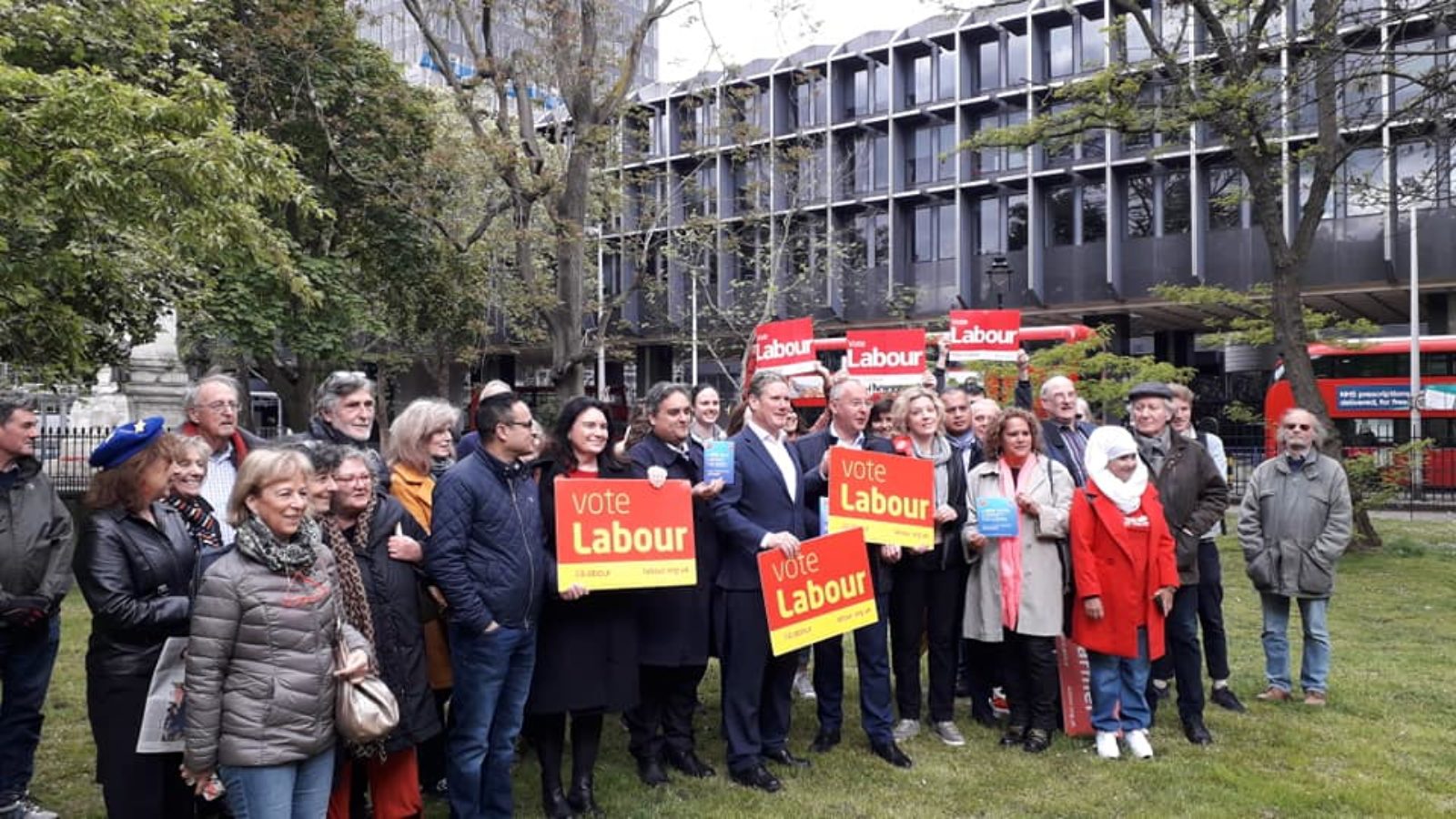 Keir and activists at Euston